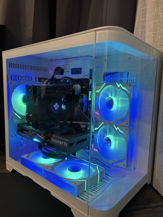 Desktop PC Gaming Ryzen 5 5600 16GB RAM RTX 3060 Ti Acvariu