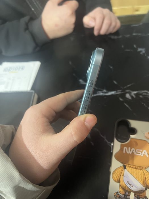 Айфон 16 на 128 гб