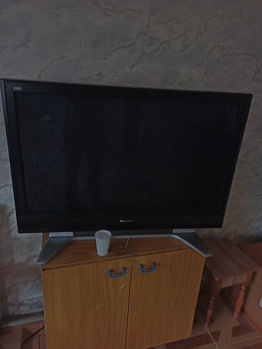 Продам телевизор