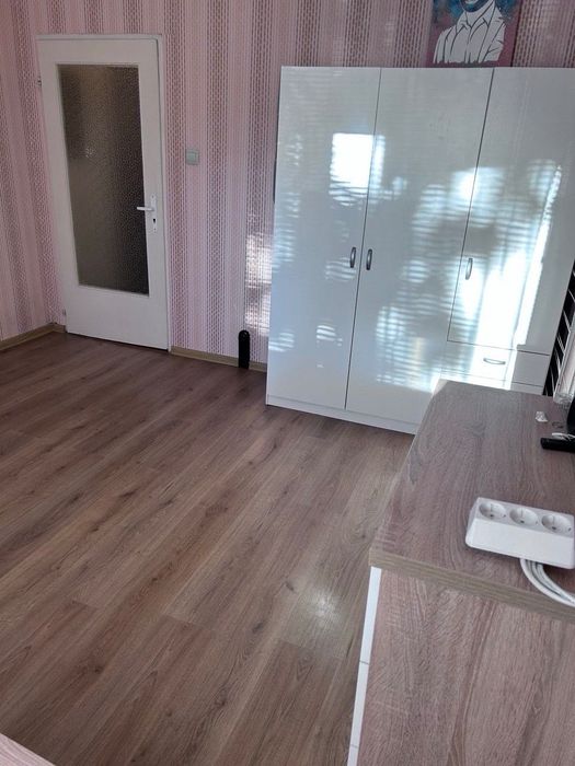 Дава се под наем Едностаен апартамент в София, Люлин 2 - 42 кв.м за 357 € - Снимка #2