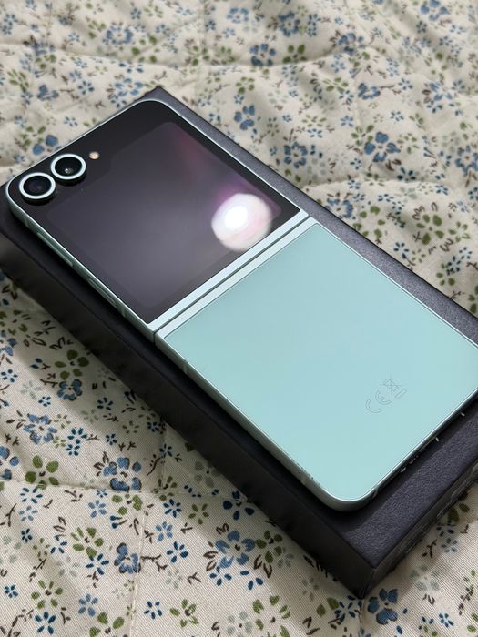 Флип 6 Flip 6 Samsung