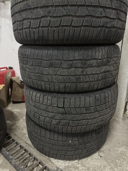 Продается шины. Хорошое состояние   Все сезонка