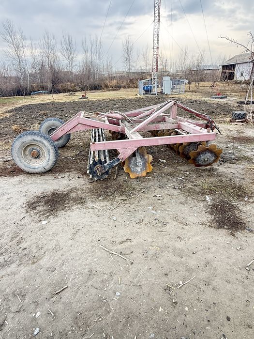 диска сотилади холати яхши ишга таёр