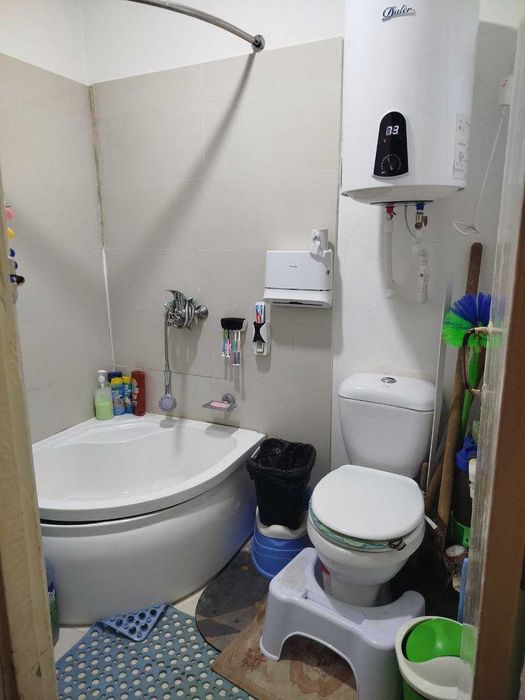 Продаю двухкомнатную квартиру, орентир Гурленский