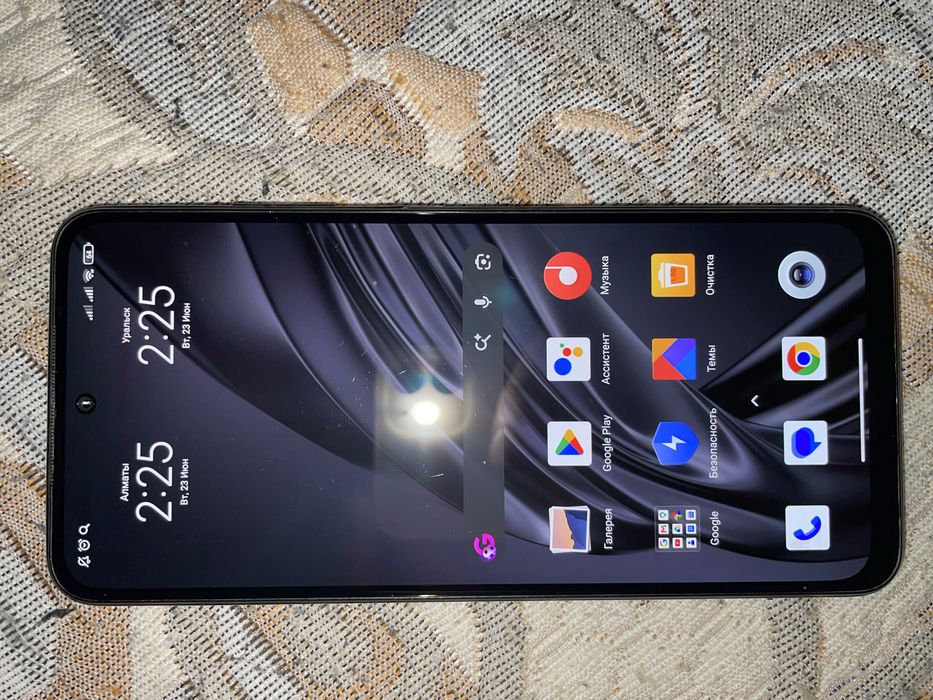 Продам смартфон Redmi Note 10C