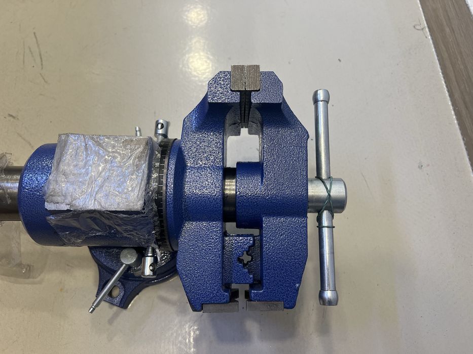 Менгеме с челюсти 120мм