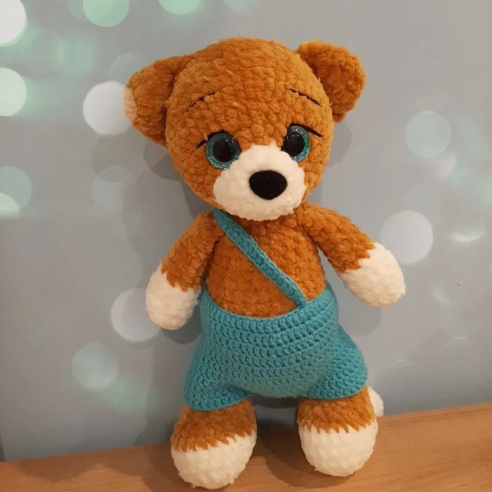 Ръчно плетена играчка коте амигуруми