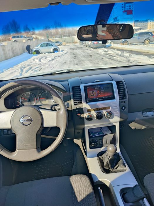 Nissan pathfinder 2.5 DCI 174к.с.Бартер за БУС
