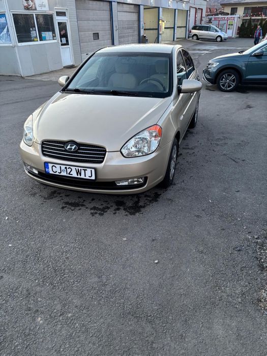 Hunday accent de vanzare