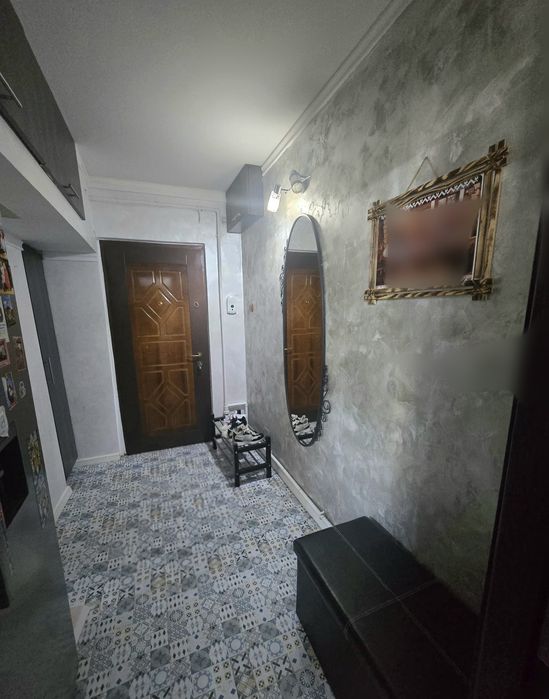 De vanzare apartament 3 camere zona garii