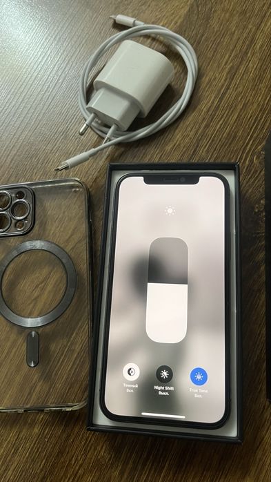 Продам Айфон 12 про 128 74 акб iphone