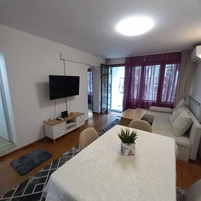 Давам апартамент под наем дългосрочно.