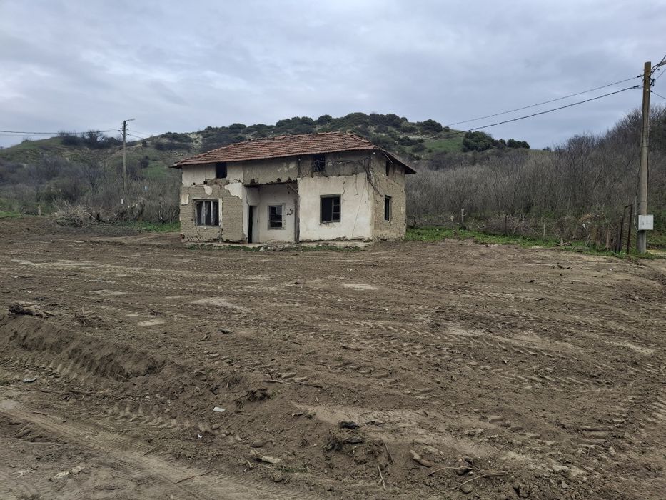 Имот в с.Кулата общ.Петрич