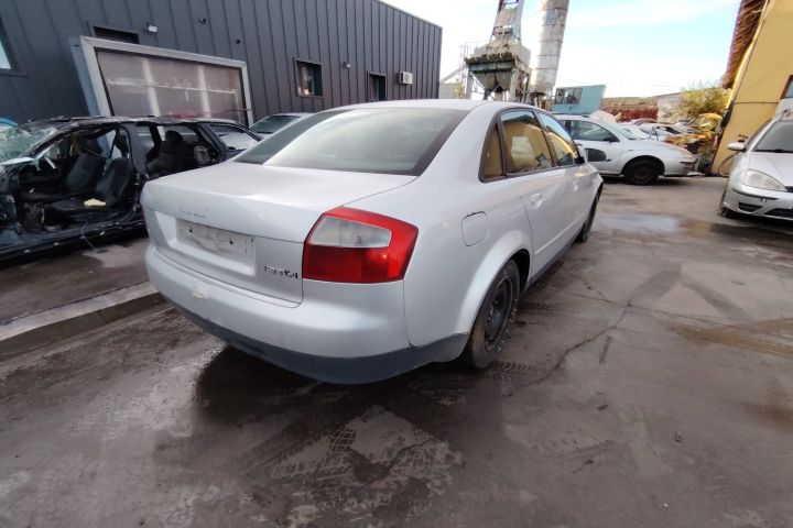 Geam usa fata dreapta Audi A4 2001 1.9 TDI 5MT (130 hp)
