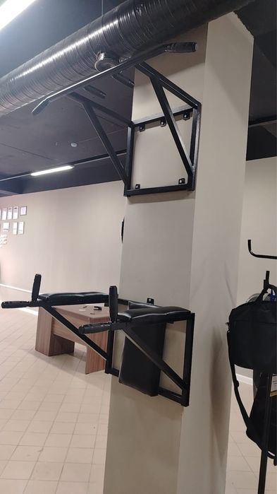 Турник и брусья на колонну