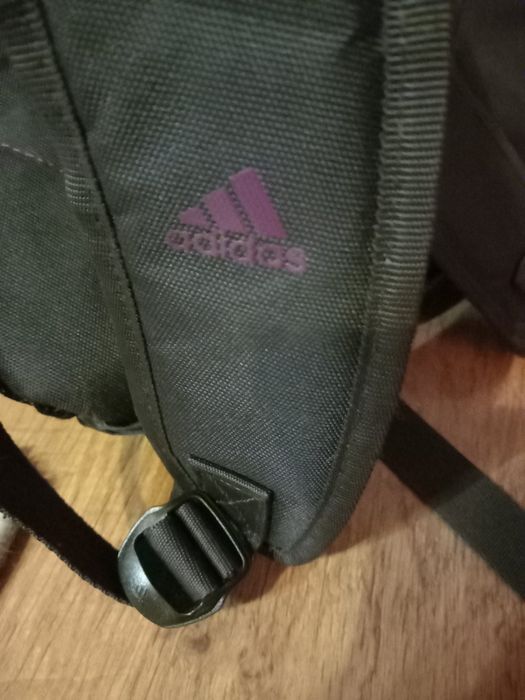 Раница adidas.                  .