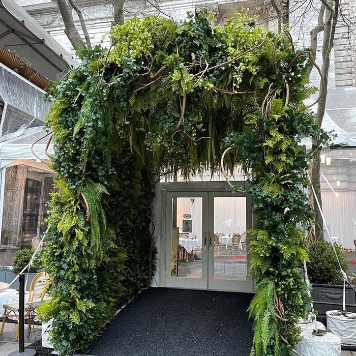 Флорист-оформитель цветочное оформление