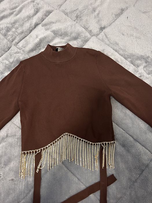 Bluza bershka mărimea S-M