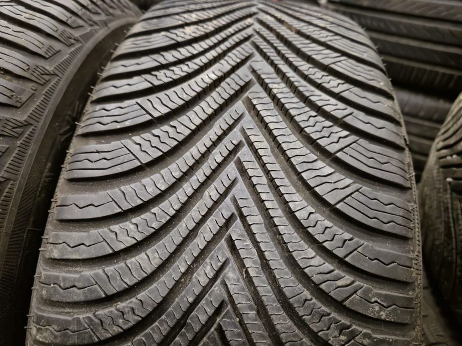 4 anvelope iarna Michelin 225 50 17