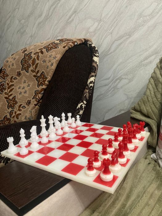 Продам очень крутые - Подарочные Шахматы !!!