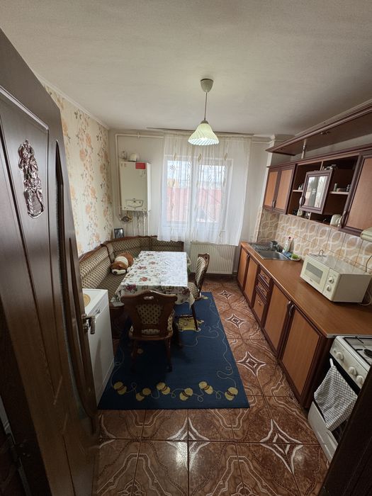 Apartament cu 2 (doua)camere mobilat/utilat