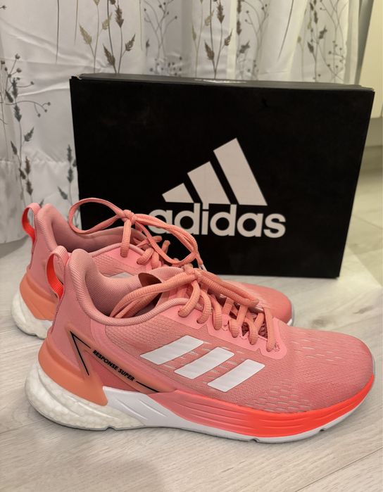 Маратонки Adidas Response Super
