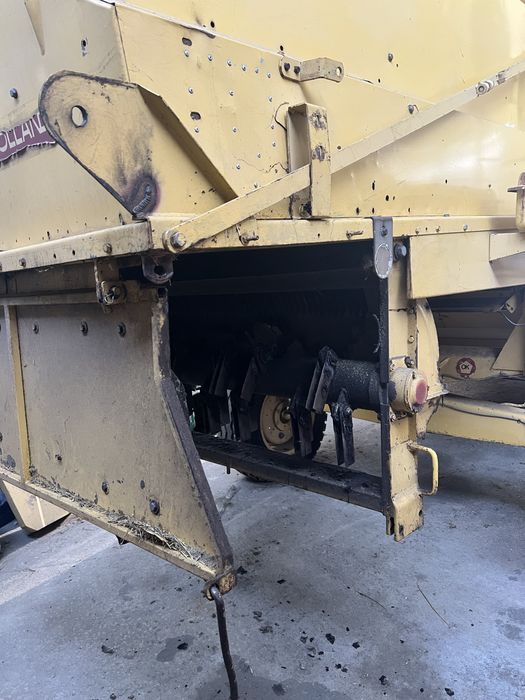 Combina New Holland 8030