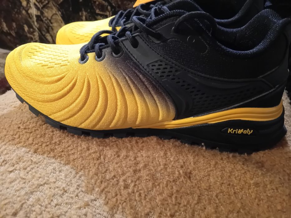 Продавам маратонки,чисто нови,мъжки