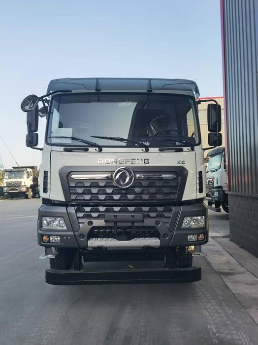Самосвал DONFENG
