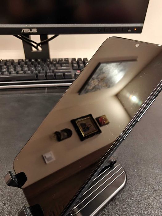 Телефон Motorola e7