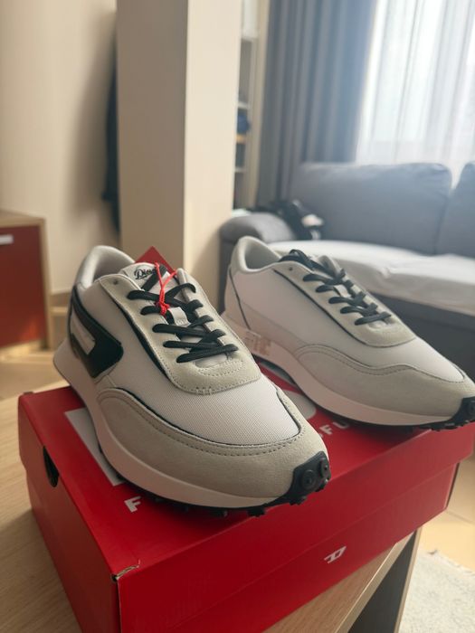 Обувки diesel 44