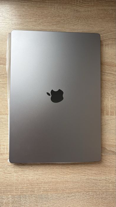 Apple MacBook Pro 16 2021год 16.2”/ 12гб/ SSD 1024гб