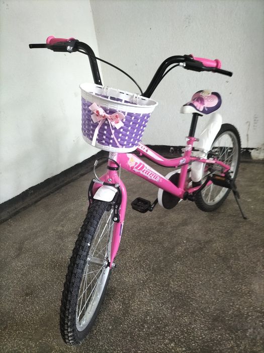 Bicicleta pentru fetițe