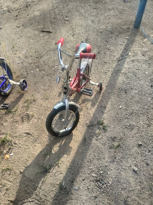 Велосипед детски красныи