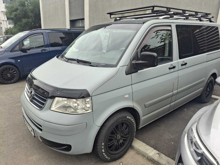 Volkswagen Multivan 2007 diesel, 9.649 € — imagine 2