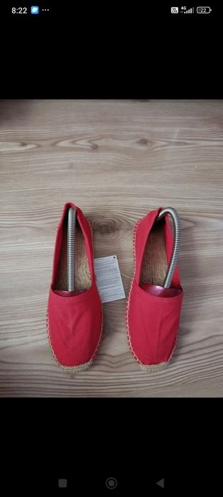 Exladrile ComfortNoi cu etichetă