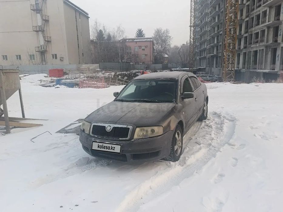 Skoda Superb 2002 года