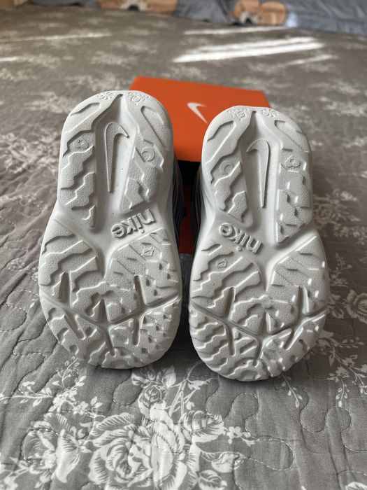 Adidași unisex Nike marimea 22