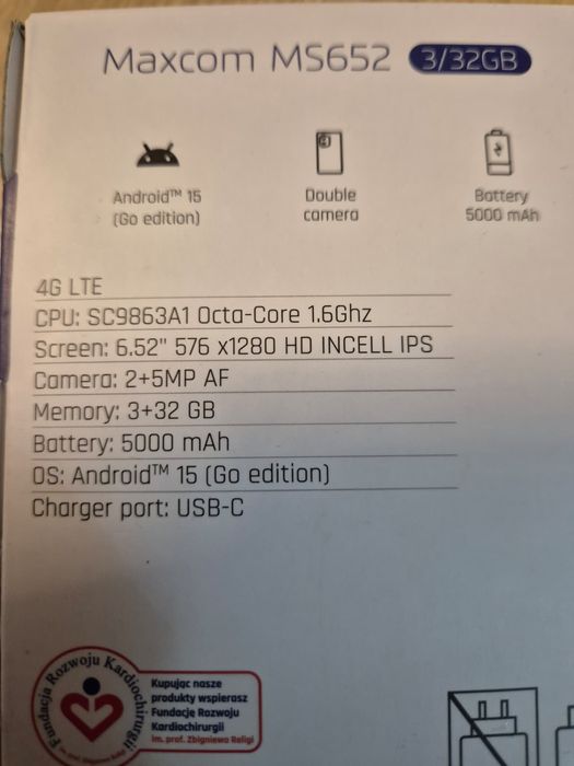 Vand telefon Maxcom MS652 nou ,Os Android 15,3 gb ram,32 gb stocare