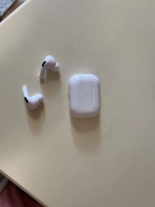 Airpods pro оригинал