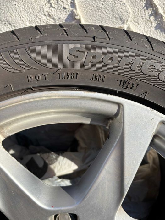 Оригинални алумин. джанти 17'' с летни гуми