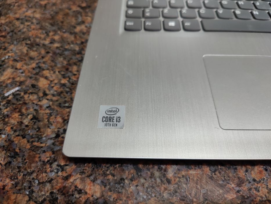 Lenovo Ideapad 3 17