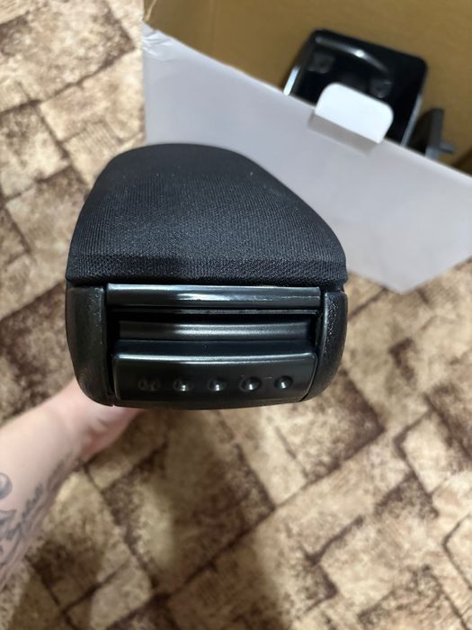 Подлакътник за Seat Leon 2