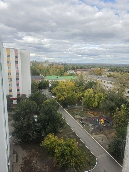 Продаётся 1 комнатная Абая 28/4