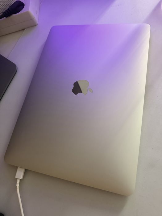 macbook air m1 • Anunturi gratuite • OLX.ro