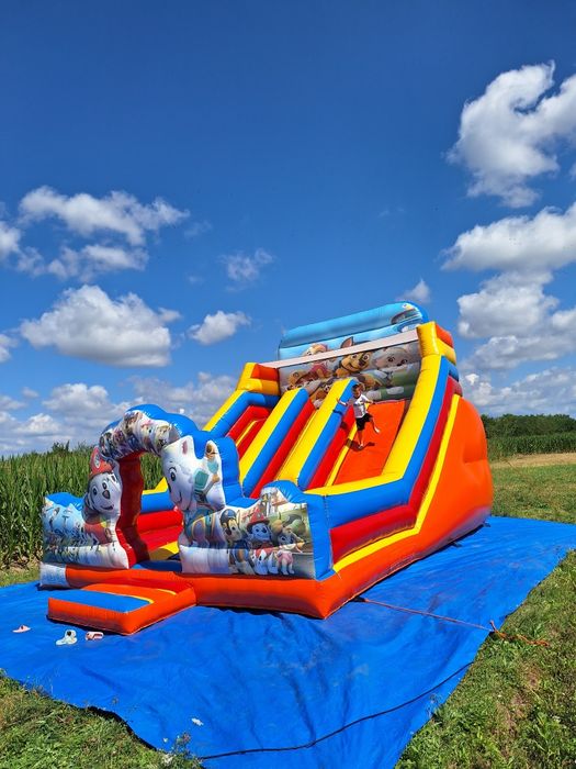 Topogan/Tobogan gonflabil mare, cu doua pante de coborâre. Nou!