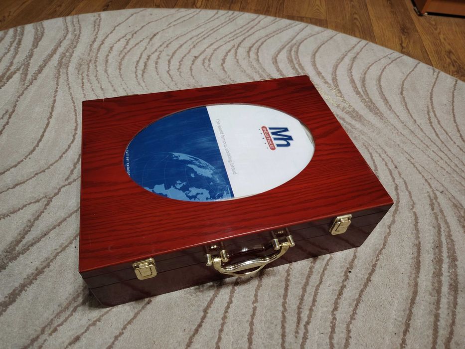 Кейс(чемодан) столовый набор от немец. бренда Millerhaus - 72 прибора