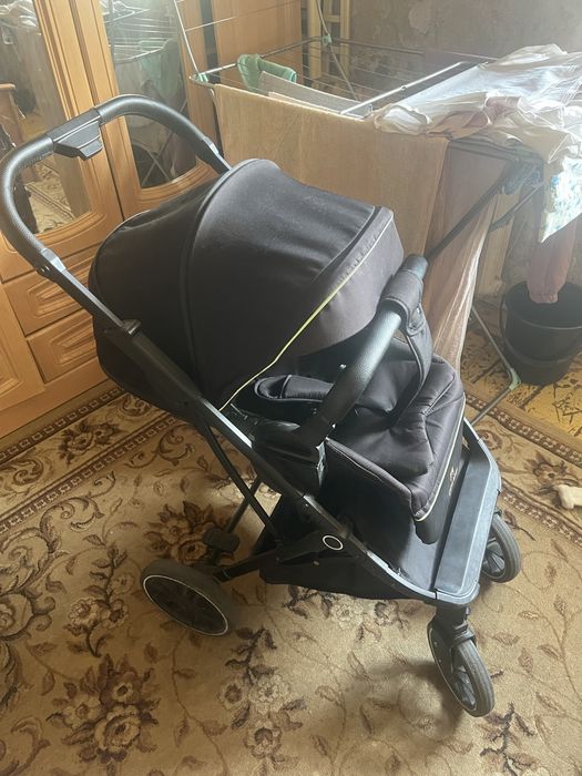 Продам детскую коляску