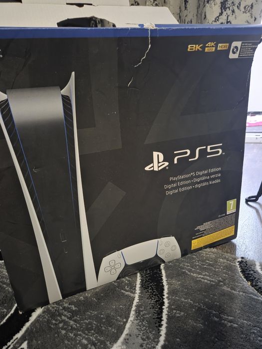 PS5 Digital Edition + ps5 controller