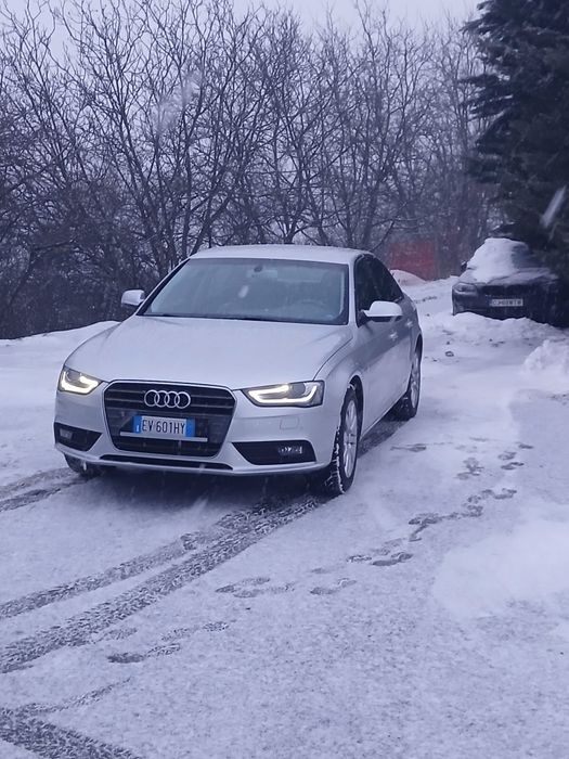 Vând Audi A4 B8.5 Facelift